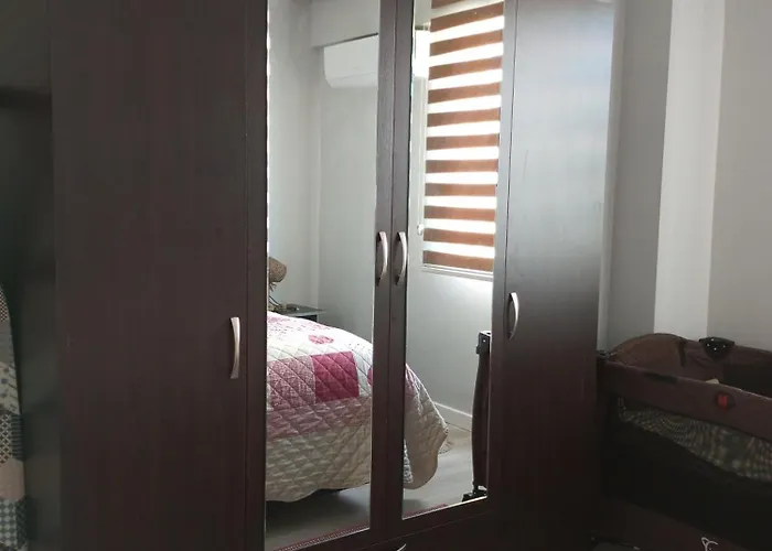 Apartman House & Hotel- Vacance , Ozguen Deniz Sitesi No 5