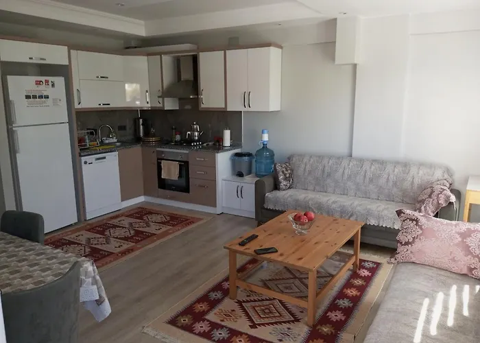 Apartman House & Hotel- Vacance , Ozguen Deniz Sitesi No 5 *