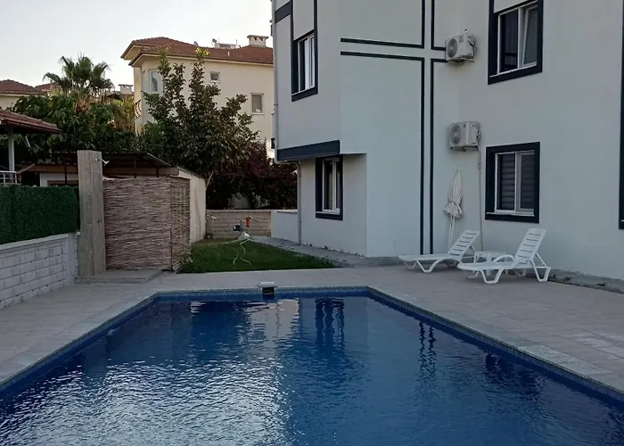 House & Hotel- Vacance , Ozguen Deniz Sitesi No 5 Apartman *